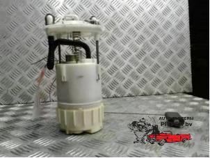 Usados Bomba de gasolina Renault Espace (JK) 2.0 16V Turbo Precio de solicitud ofrecido por Autosloperij Pieper BV