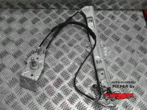 Used Rear door window mechanism 4-door, right Smart Forfour (454) 1.1 12V Price on request offered by Autosloperij Pieper BV