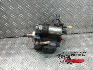 Used High pressure pump Citroen C1 1.4 HDI Price on request offered by Autosloperij Pieper BV