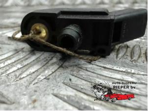 MAP-sensor (insugsrör) från en Citroën Xsara Picasso (CH) 1.6 2000