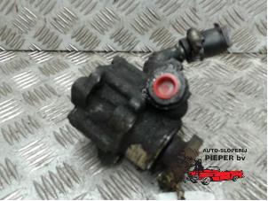 Used Power steering pump Ford Galaxy (WGR) 2.3i 16V SEFI Price € 52,50 Margin scheme offered by Autosloperij Pieper BV