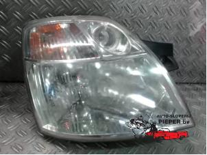 Used Headlight, right Kia Picanto (BA) 1.0 12V Price € 42,00 Margin scheme offered by Autosloperij Pieper BV