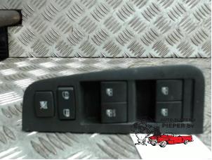 Gebrauchte Elektrisches Fenster Schalter Chevrolet Epica 2.5 24V Preis € 36,75 Margenregelung angeboten von Autosloperij Pieper BV