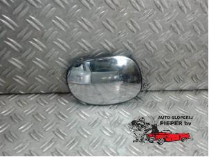 Used Mirror glass, right Citroen C3 (FC/FL/FT) 1.4 Price on request offered by Autosloperij Pieper BV