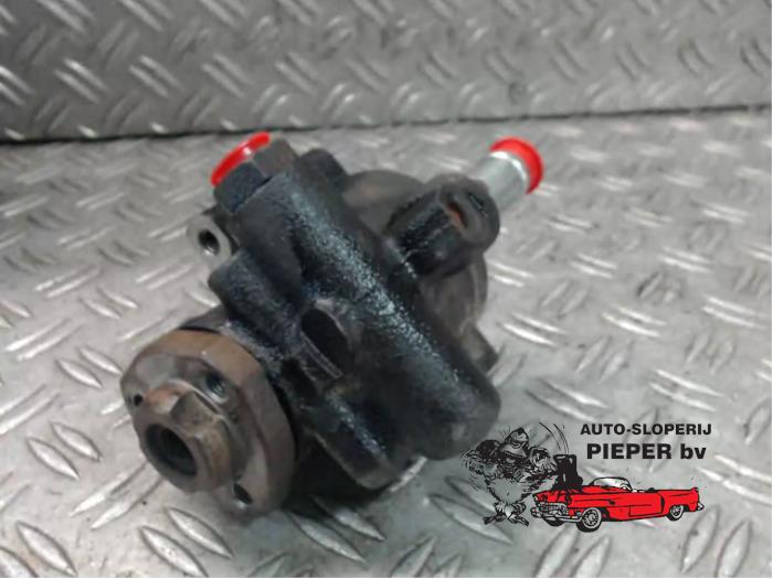 Usagé Pompe de direction Seat Cordoba (6C2/6K2) 1.6 Prix € 42,00 Règlement à la marge proposé par Autosloperij Pieper BV
