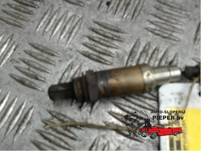 Sonde lambda d'un Hyundai Lantra/Elantra II Wagon 1.6i GL 16V 1997