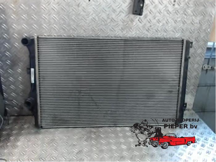 Usagé Radiateur Volkswagen Golf V (1K1) 1.9 TDI Prix € 42,00 Règlement à la marge proposé par Autosloperij Pieper BV