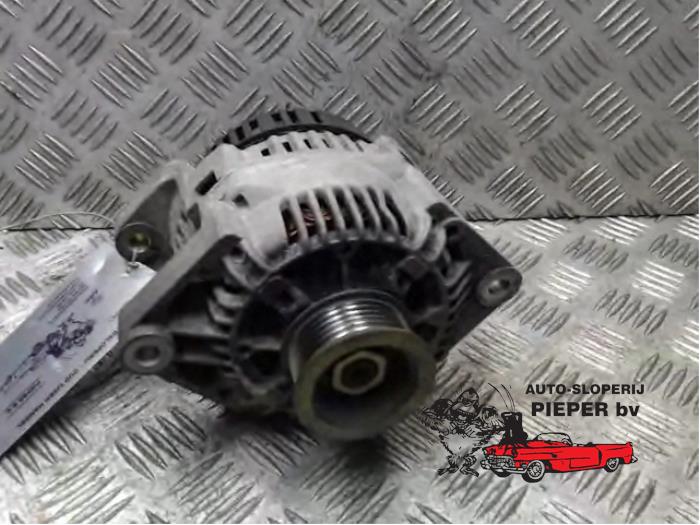 Gebrauchte Dynamo Renault Kangoo Express (FC) 1.9 D 55 Preis € 52,50 Margenregelung angeboten von Autosloperij Pieper BV