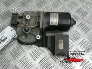 Used Front wiper motor Mercedes A (W168) 1.6 A-160 Price € 26,25 Margin scheme offered by Autosloperij Pieper BV