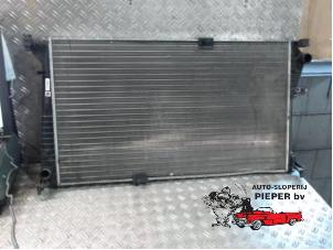 Used Radiator Renault Trafic New (FL) 2.5 dCi 16V 115 FAP Price on request offered by Autosloperij Pieper BV