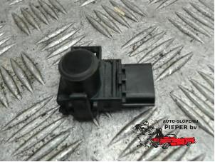 Used PDC Sensor Honda Civic (FK/FN) 1.8i VTEC 16V Price € 26,25 Margin scheme offered by Autosloperij Pieper BV