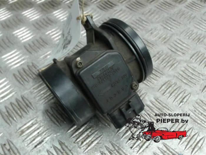 Gebrauchte Luftmassenmesser Ford Mondeo II Wagon 1.8i 16V Preis € 36,75 Margenregelung angeboten von Autosloperij Pieper BV