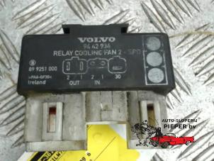Usagé Ventilateur relais Volvo V70 (GW/LW/LZ) 2.5 TDI Prix € 21,00 Règlement à la marge proposé par Autosloperij Pieper BV