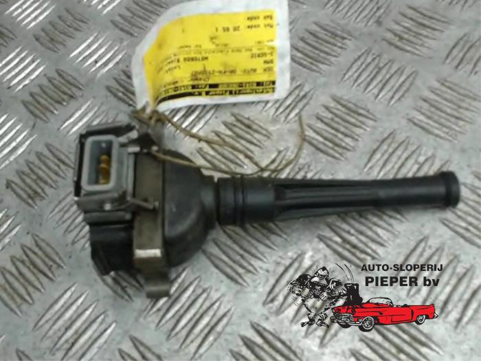 Usagé Broche bobine BMW 3 serie (E36/4) 320i 24V Prix € 21,00 Règlement à la marge proposé par Autosloperij Pieper BV