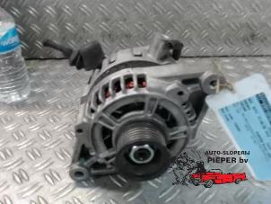 Dynamo van een Daewoo Tacuma 2.0 16V 2003