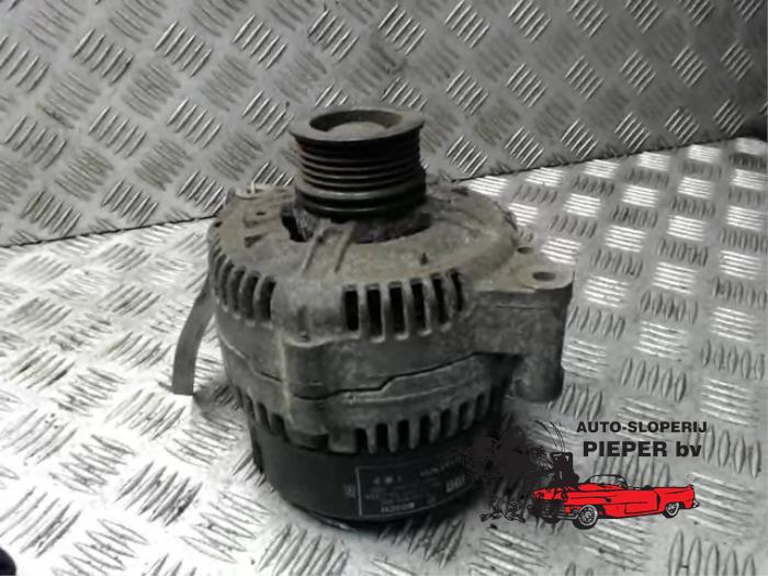 Usagé Dynamo Volvo 960 I Estate 2.5i 24V Prix € 52,50 Règlement à la marge proposé par Autosloperij Pieper BV