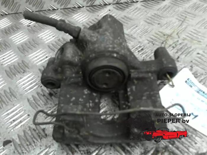 Rear brake calliper, right from a Mazda 3 Sport (BK14) 1.6 CiTD 16V 2005
