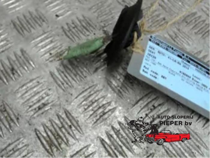 Heater resistor from a Seat Ibiza III (6L1) 1.4 16V 75 2003