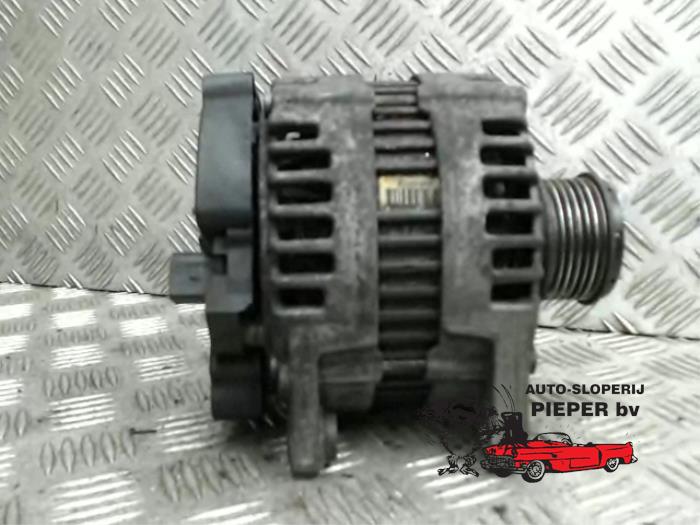 Dynamo d'un Volkswagen Passat Variant 4Motion (3C5) 2.0 TDI 16V 170 2008