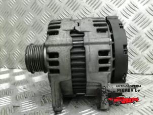Dynamo d'un Volkswagen Passat Variant 4Motion (3C5) 2.0 TDI 16V 170 2008