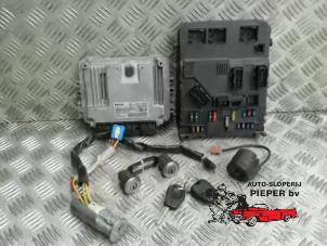 Used Set of cylinder locks (complete) Citroen Xsara Picasso (CH) 1.6 HDi 16V 110 Price € 131,25 Margin scheme offered by Autosloperij Pieper BV