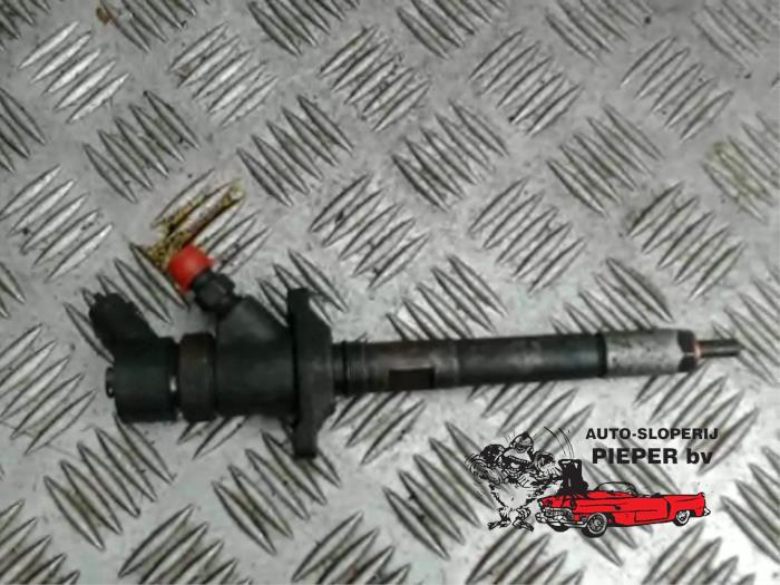 Usagé Injecteurs Citroen Xsara Picasso (CH) 1.6 HDi 16V 110 Prix € 78,75 Règlement à la marge proposé par Autosloperij Pieper BV