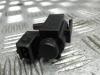 Vacuum valve from a BMW 3 serie (E90) 330Xd 24V 2007