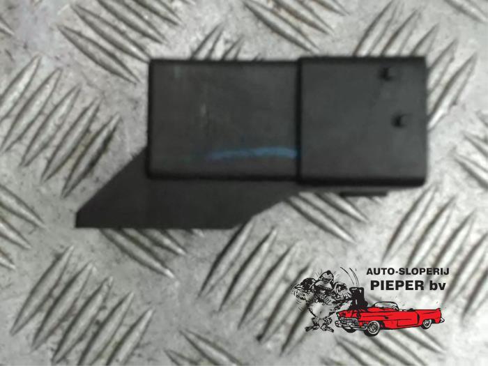 Glow plug relay Ford Fusion 1.4 TDCi 3M5T12A343AA