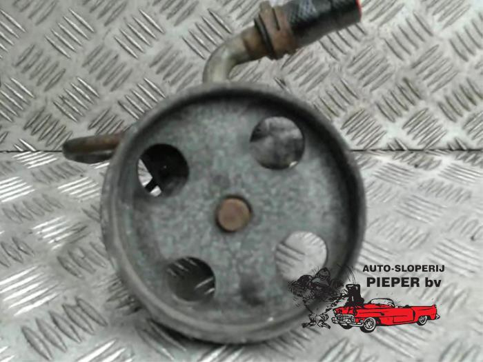 Pompa wspomagania kierownicy z Ford Fusion 1.4 TDCi 2004