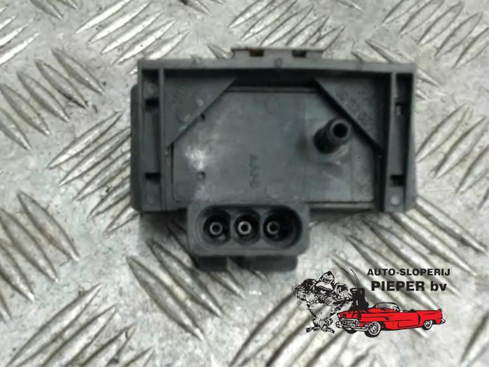 Begagnade MAP-sensor (insugsrör) Opel Astra G (F08/48) 1.6 Pris € 15,75 Marginaltabell erbjuds av Autosloperij Pieper BV