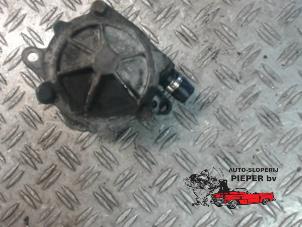 Used Vacuum pump (diesel) BMW 3 serie (E46/4) Price on request offered by Autosloperij Pieper BV
