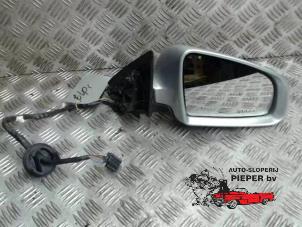 Used Wing mirror, right Audi A3 (8P1) 2.0 16V FSI Price € 42,00 Margin scheme offered by Autosloperij Pieper BV