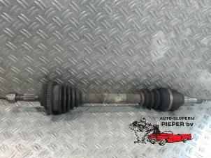 Used Front drive shaft, left Peugeot 206 (2A/C/H/J/S) 1.4 XR,XS,XT,Gentry Price € 36,75 Margin scheme offered by Autosloperij Pieper BV