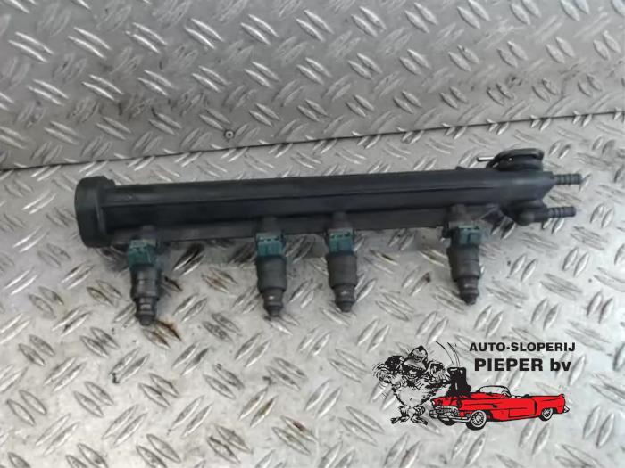 Usagé Système d'injection Audi A3 (8L1) 1.6 Prix € 52,50 Règlement à la marge proposé par Autosloperij Pieper BV