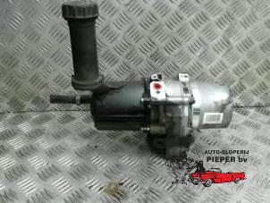 Used Power steering pump Citroen C4 Coupé (LA) 1.6 16V Price € 78,75 Margin scheme offered by Autosloperij Pieper BV