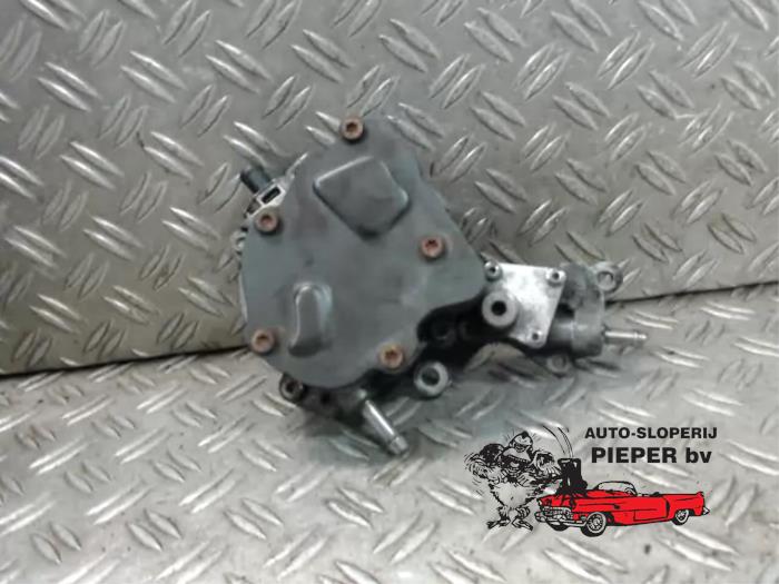 Usagé Pompe à vide (diesel) Volkswagen Caddy III (2KA,2KH,2CA,2CH) 2.0 SDI Prix € 52,50 Règlement à la marge proposé par Autosloperij Pieper BV