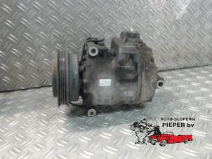 Used Air conditioning pump Volkswagen Passat (3B3) 1.6 Price on request offered by Autosloperij Pieper BV