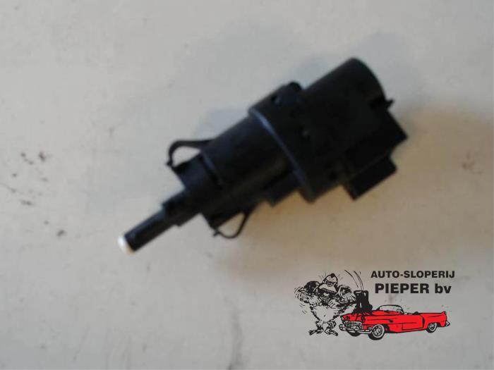 Używane Przelacznik ESP Ford B-Max (JK8) 1.0 EcoBoost 12V 100 Cena € 10,50 Procedura marży oferowane przez Autosloperij Pieper BV