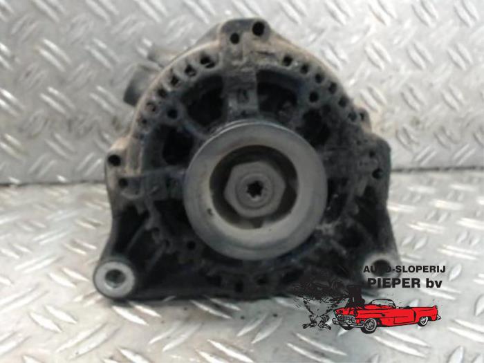 Gebrauchte Dynamo Peugeot 206 (2A/C/H/J/S) 1.1 XN,XR Preis € 36,75 Margenregelung angeboten von Autosloperij Pieper BV
