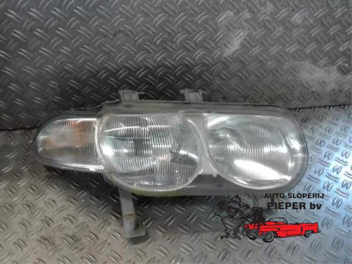 Używane Reflektor prawy Rover 45 2.0 V6 24V Cena € 52,50 Procedura marży oferowane przez Autosloperij Pieper BV