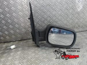 Gebrauchte Außenspiegel rechts Ford Fiesta 5 (JD/JH) 1.25 16V Preis auf Anfrage angeboten von Autosloperij Pieper BV