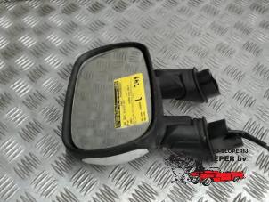 Used Wing mirror, left Fiat Doblo (223A/119) 1.9 JTD Price on request offered by Autosloperij Pieper BV