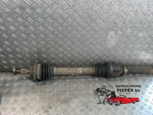 Used Front drive shaft, right Peugeot 206 SW (2E/K) 1.6 16V Price € 36,75 Margin scheme offered by Autosloperij Pieper BV