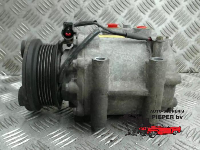 Gebrauchte Klimapumpe Ford KA Preis € 52,50 Margenregelung angeboten von Autosloperij Pieper BV