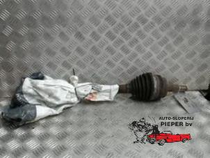 Used Front drive shaft, left Opel Movano (4A1; 4A2; 4B2; 4B3; 4C2; 4C3) 2.5 CDTI Price € 63,00 Margin scheme offered by Autosloperij Pieper BV