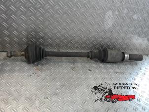 Used Front drive shaft, right Peugeot 106 II 1.4 XN,XR,XS,XT Price on request offered by Autosloperij Pieper BV