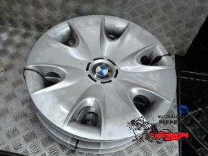 Used Wheel cover set BMW 1 serie (E81) Price € 42,00 Margin scheme offered by Autosloperij Pieper BV