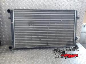 Used Radiator Volkswagen Caddy III (2KA,2KH,2CA,2CH) Price on request offered by Autosloperij Pieper BV