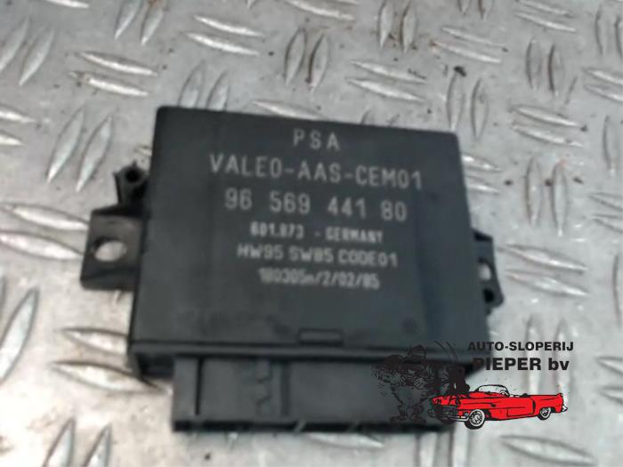 Begagnade PDC-modul Citroen C4 Coupé (LA) 1.6 16V Pris € 52,50 Marginaltabell erbjuds av Autosloperij Pieper BV