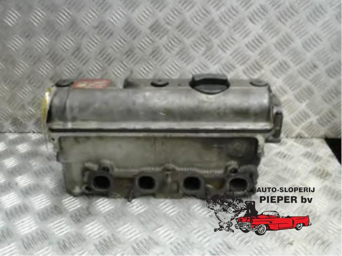 Begagnade Topplock Volkswagen Polo III (6N1) 1.0i 45 Pris € 131,25 Marginaltabell erbjuds av Autosloperij Pieper BV